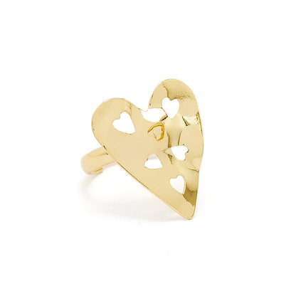 Anel dourado regulável coração metal martelado com mini corações vazados